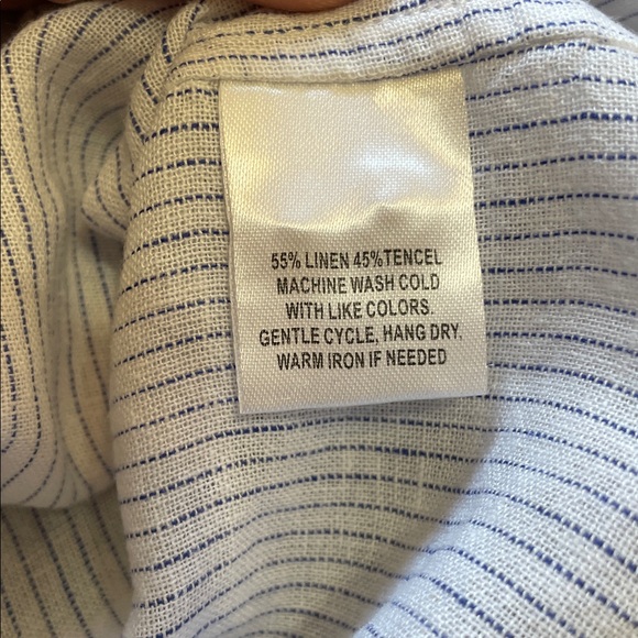 UNTUCKit White & Blue Pinstripe Shirt - Picture 7 of 8